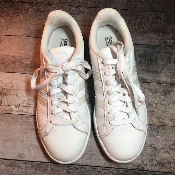 adidas Shoes - Adidas white leather tennis shoes. Sz 7.5